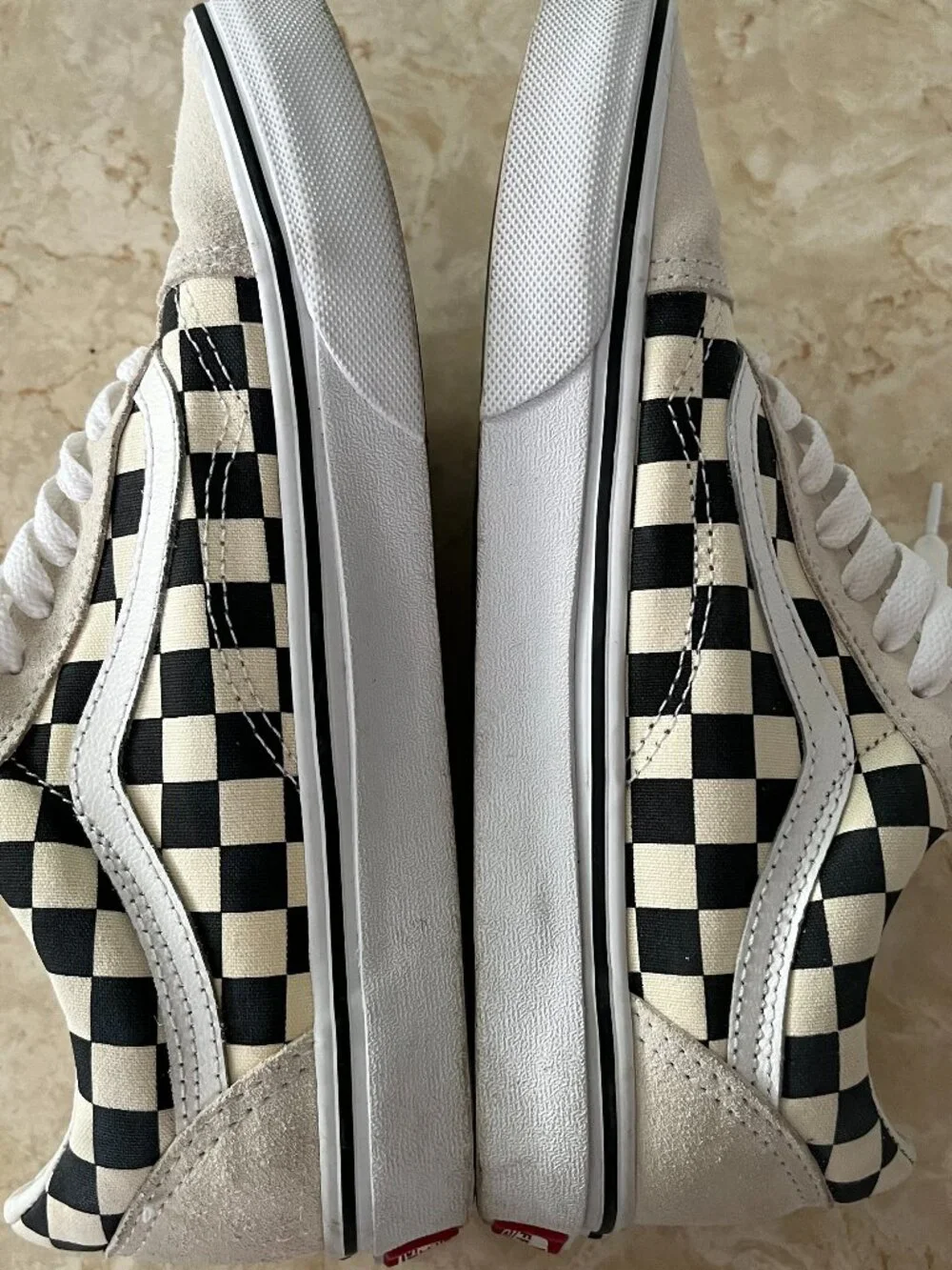 Vans Old Skool Sz M6.5/W8 Black and White Checkerboard Suede Low Lace Up Sneaker